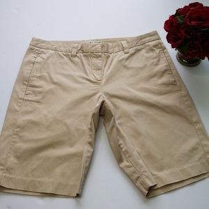 TOMMY HILFIGER ▪ Women's Khaki Bermuda Shorts, Size 12, Excellent Condition!